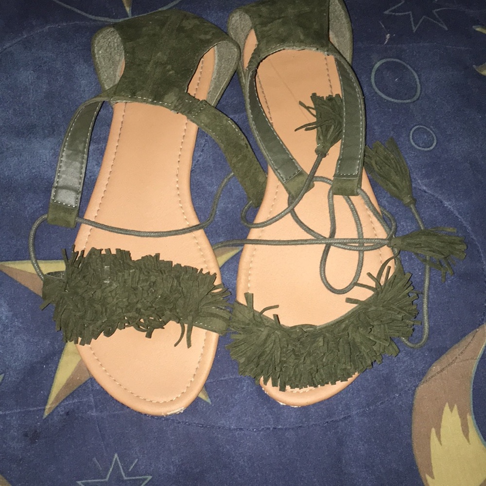 Super cute sandals